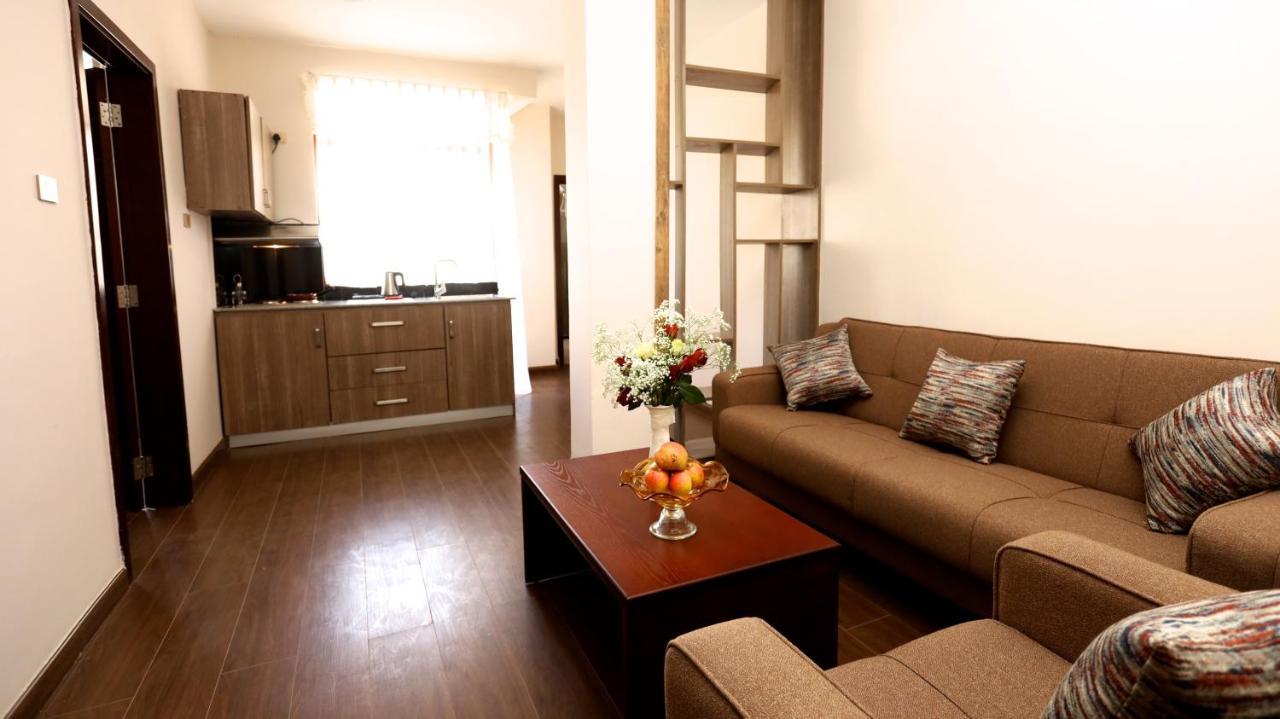 Black Horse Hotel Apartment Addis Abeba Eksteriør bilde