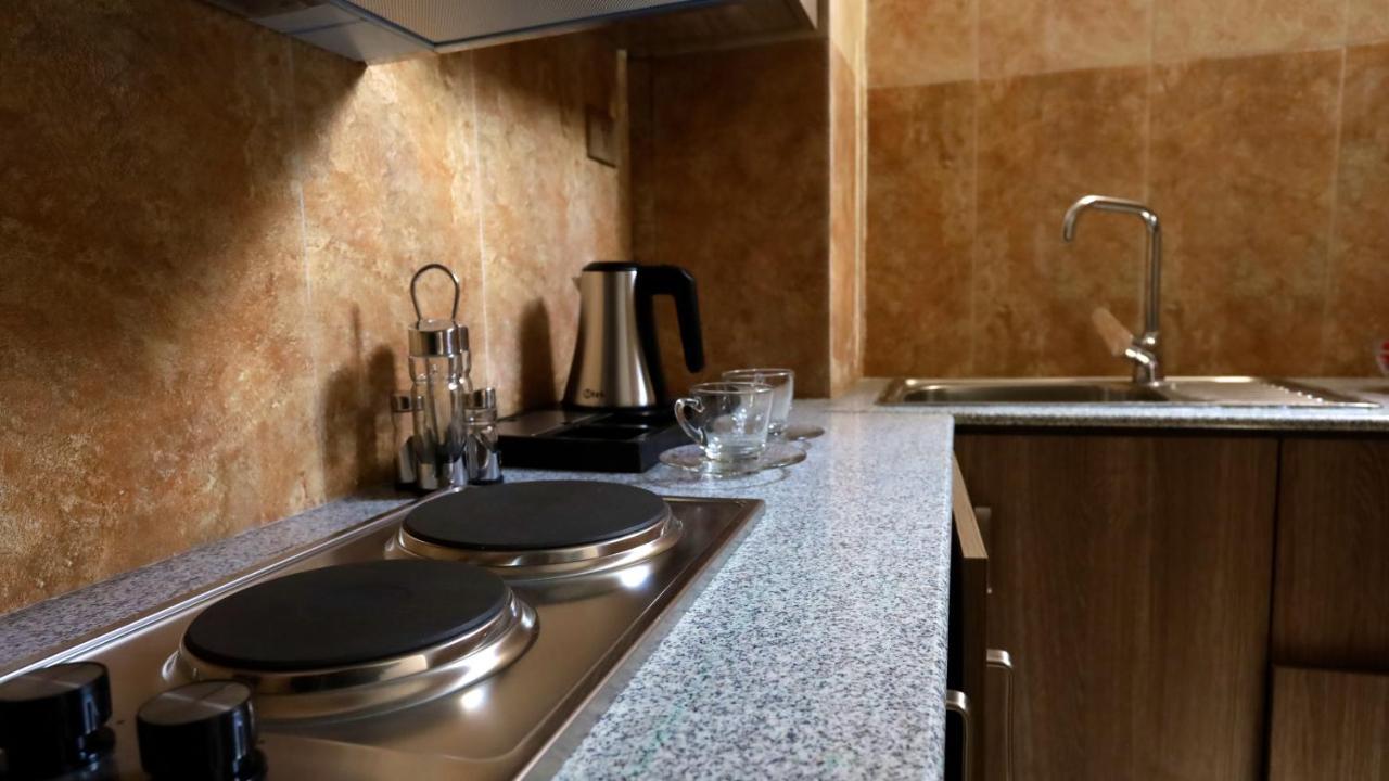 Black Horse Hotel Apartment Addis Abeba Eksteriør bilde