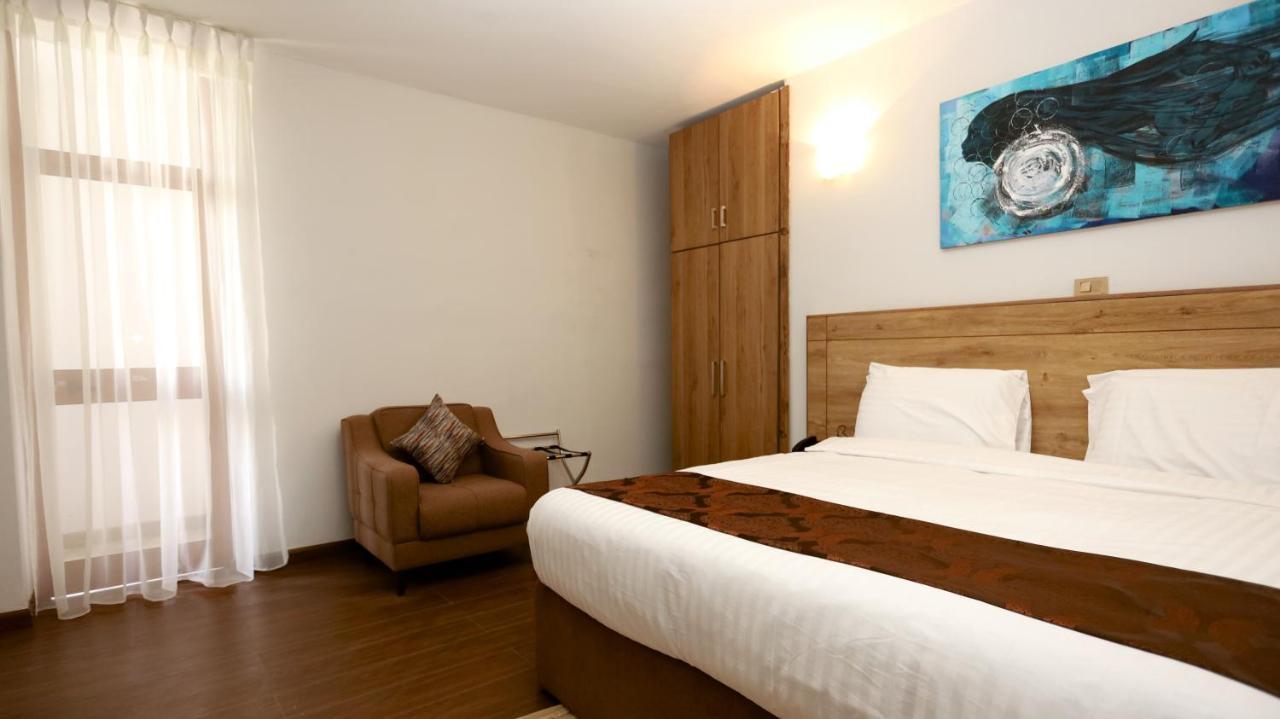 Black Horse Hotel Apartment Addis Abeba Eksteriør bilde