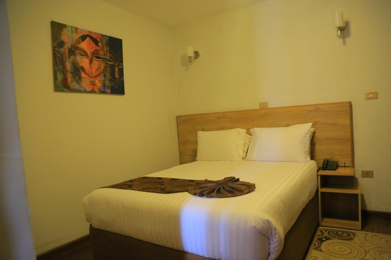 Black Horse Hotel Apartment Addis Abeba Eksteriør bilde