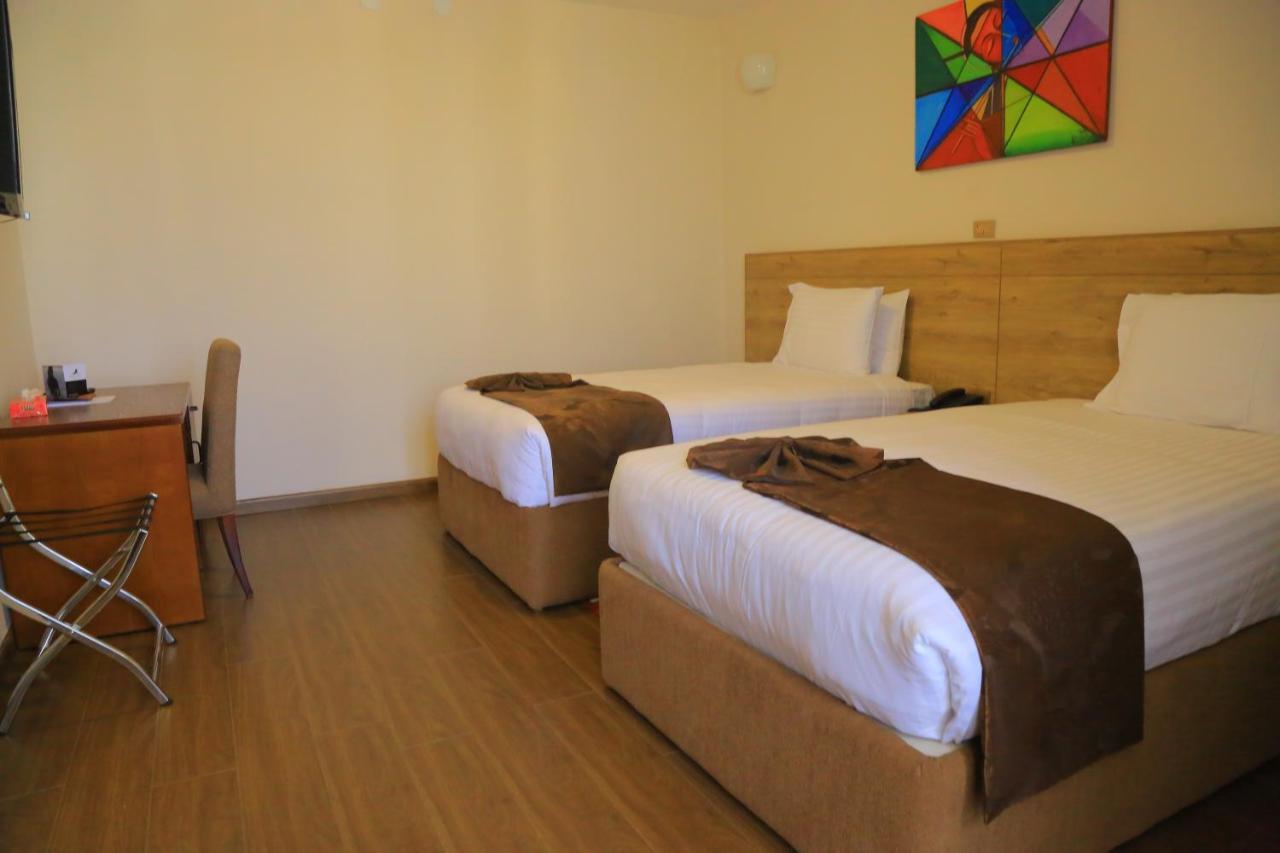 Black Horse Hotel Apartment Addis Abeba Eksteriør bilde